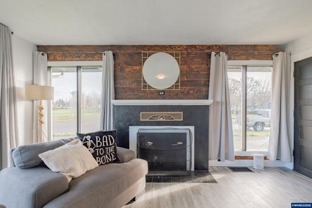 160 Tangent St, Lebanon, OR 97355