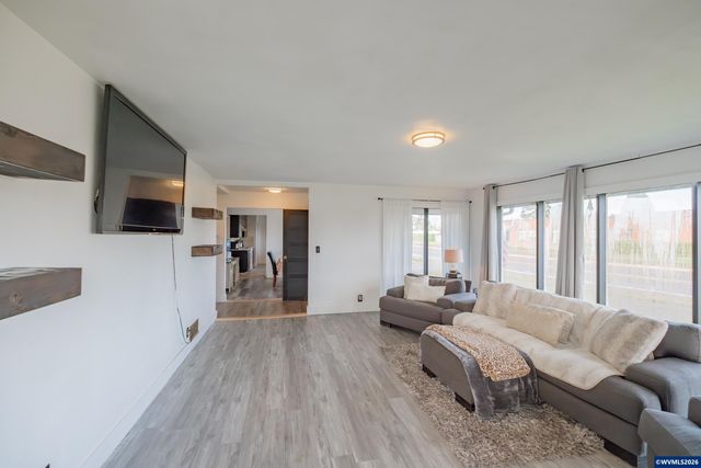 160 Tangent St, Lebanon, OR 97355