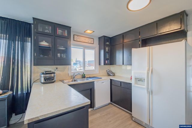 160 Tangent St, Lebanon, OR 97355