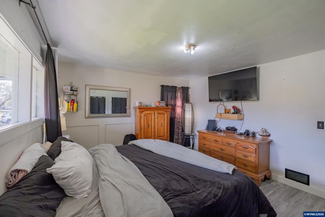 160 Tangent St, Lebanon, OR 97355