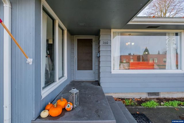 160 Tangent St, Lebanon, OR 97355