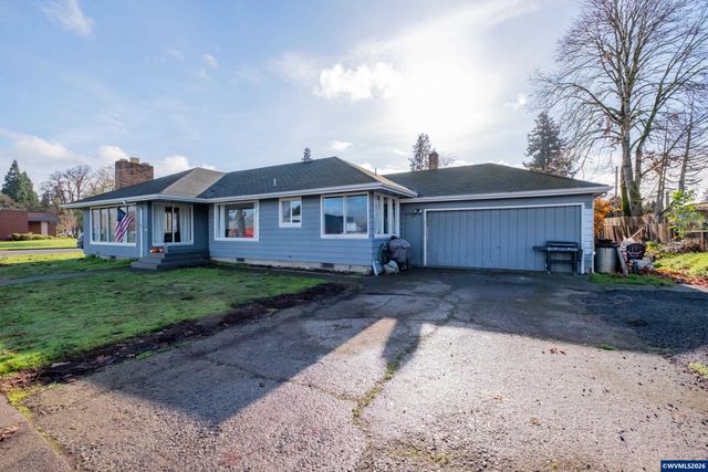 160 Tangent St, Lebanon, OR 97355