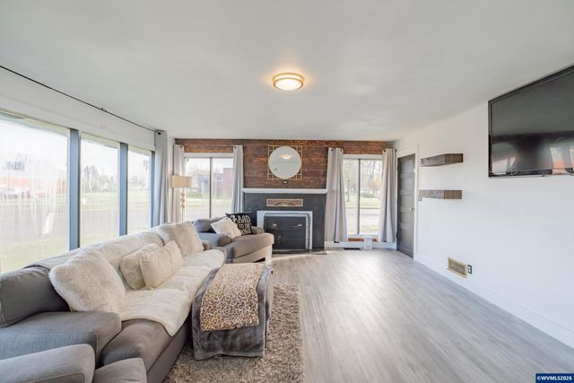 160 Tangent St, Lebanon, OR 97355