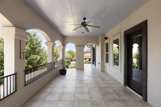 110 Golden Bear DR, Austin, TX 78738