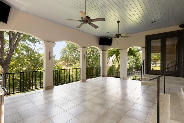 110 Golden Bear DR, Austin, TX 78738