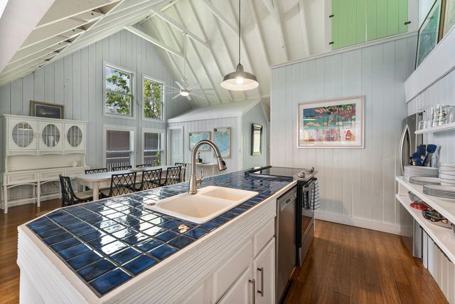 251 Pueblo Street, Plantation Key, FL 33070