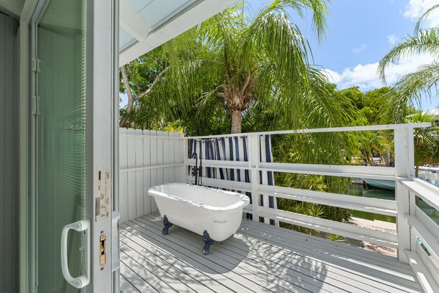 251 Pueblo Street, Plantation Key, FL 33070