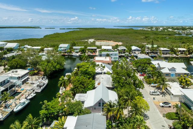 251 Pueblo Street, Plantation Key, FL 33070