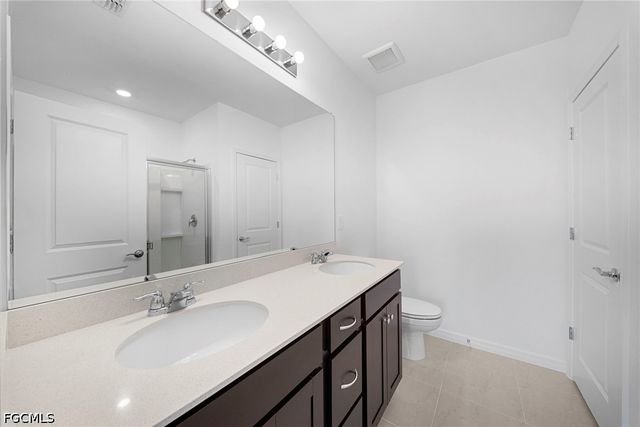 270 silent lake DR, Lehigh Acres, FL 33936