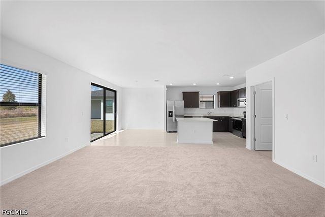 270 silent lake DR, Lehigh Acres, FL 33936