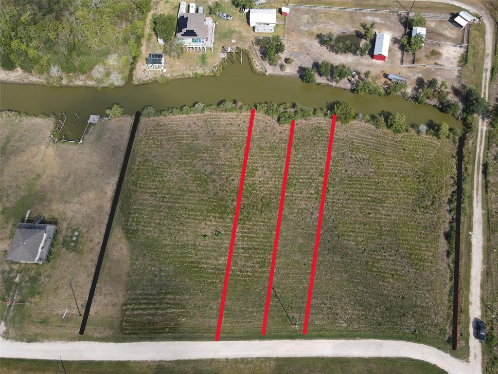 89-90 Bayou Avenue, Baytown, TX 77514