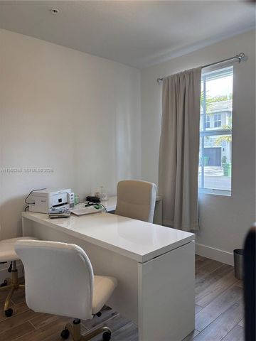 146 SW 170th Ave 146, Pembroke Pines, FL 33027