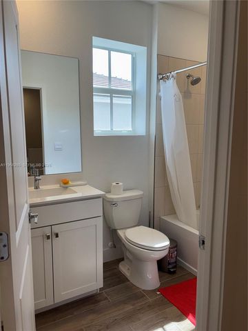 146 SW 170th Ave 146, Pembroke Pines, FL 33027