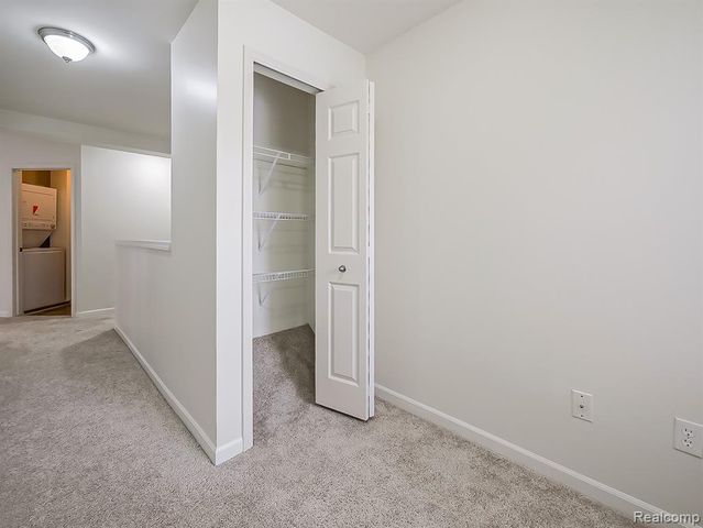 245 Wright Street, Wixom, MI 48393