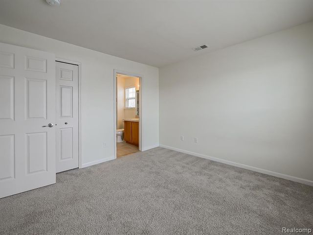 245 Wright Street, Wixom, MI 48393