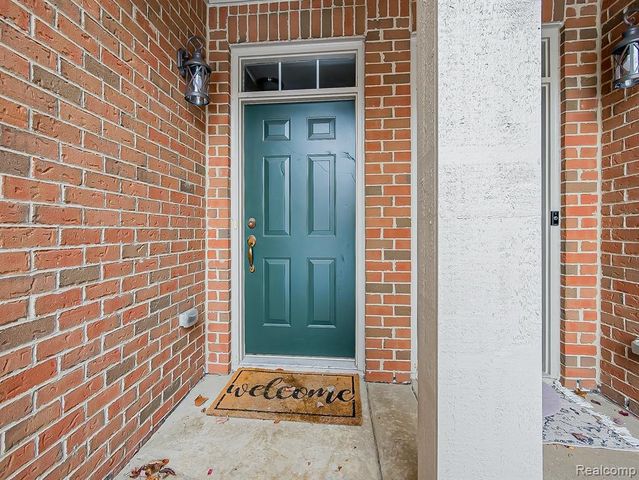 245 Wright Street, Wixom, MI 48393