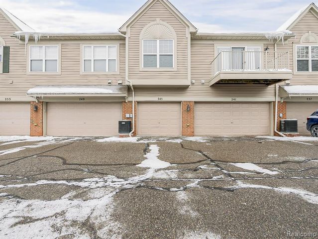 245 Wright Street, Wixom, MI 48393