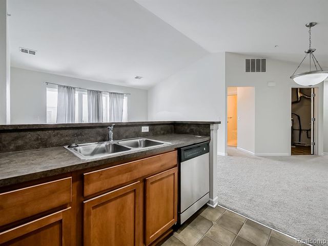 245 Wright Street, Wixom, MI 48393