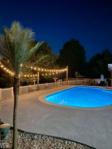 13228 Briarwood Trace, Carmel, IN 46033