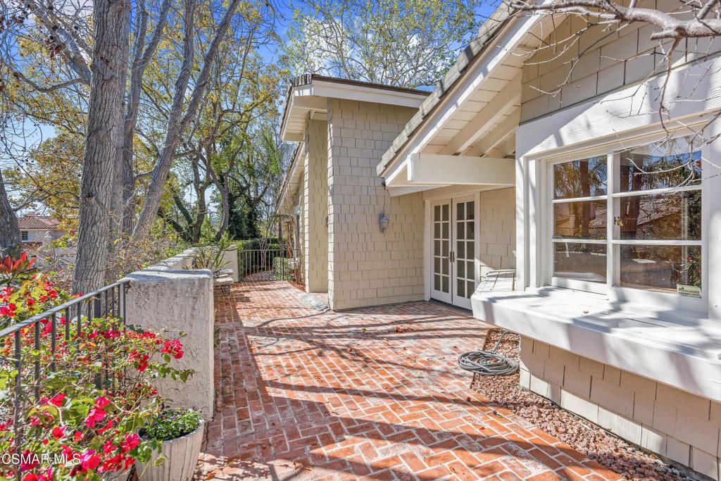 Image 12 of property listing at 1719 Walker Cup Circle, Westlake Village, CA 91362
