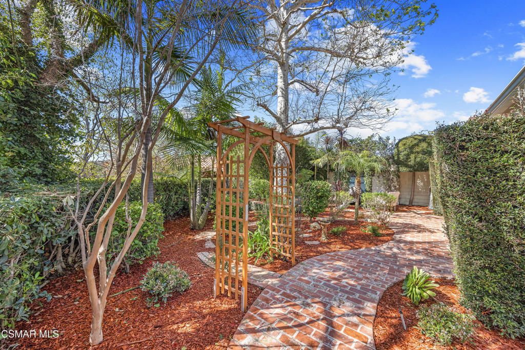 Image 15 of property listing at 1719 Walker Cup Circle, Westlake Village, CA 91362