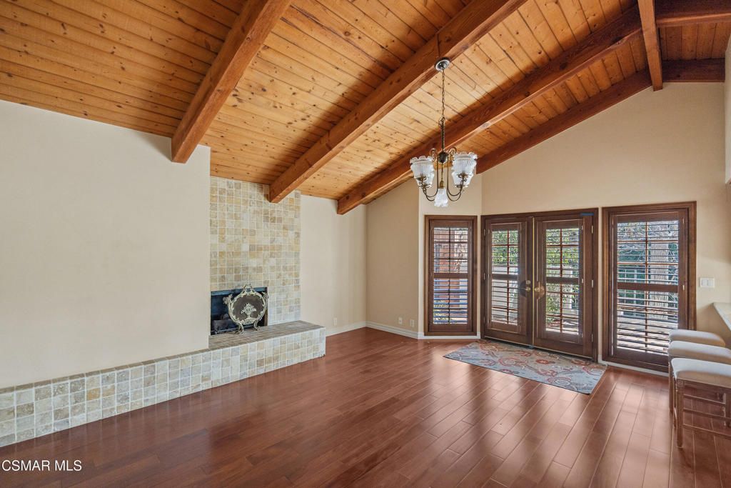 Image 4 of property listing at 1719 Walker Cup Circle, Westlake Village, CA 91362