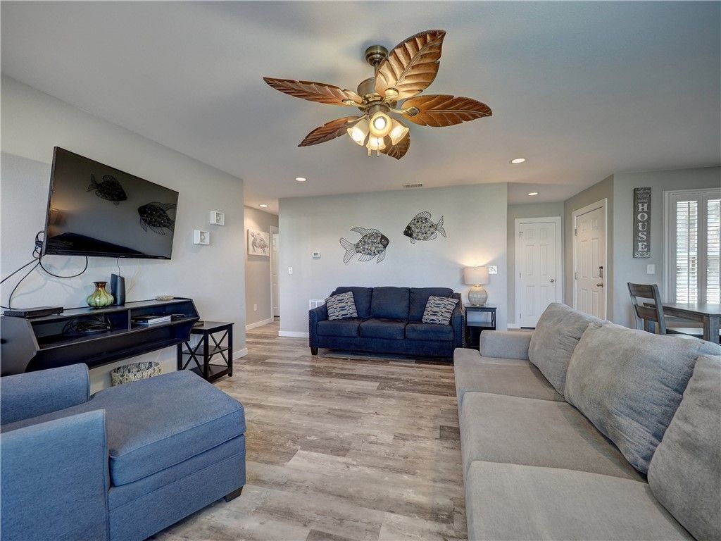 230 Cut Off 110, Port Aransas, TX 78373 — photo 4