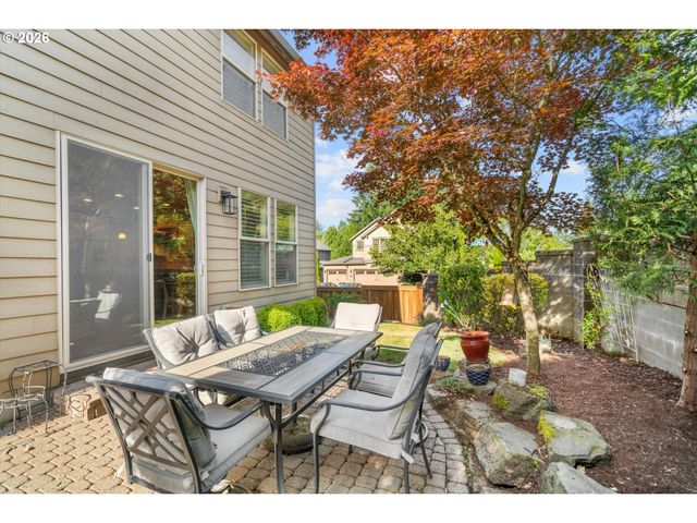 16850 Sw LEDGESTONE Dr, Beaverton, OR 97007