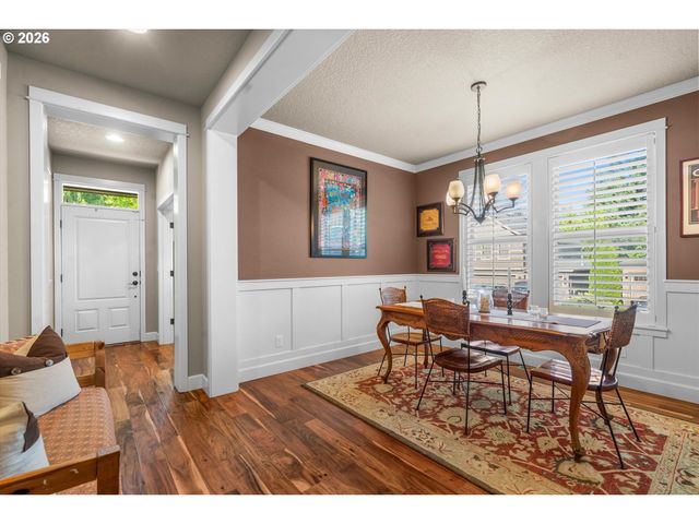 16850 Sw LEDGESTONE Dr, Beaverton, OR 97007