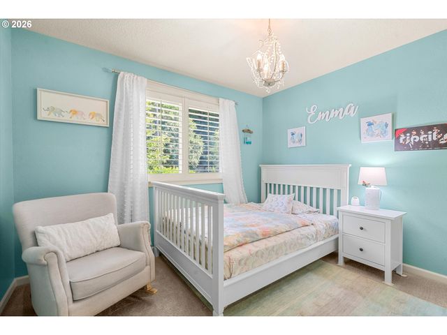 16850 Sw LEDGESTONE Dr, Beaverton, OR 97007