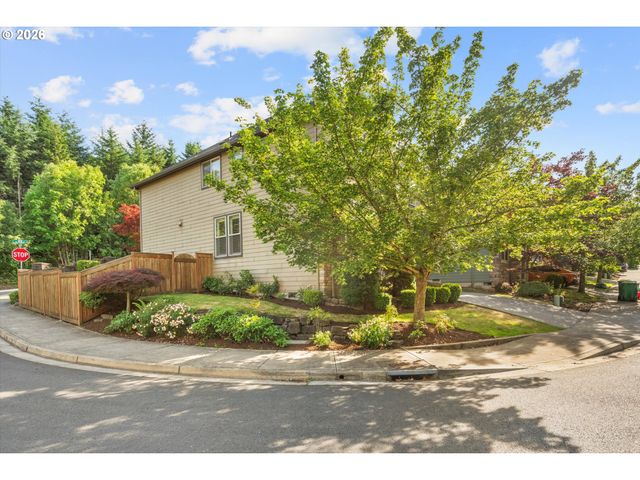 16850 Sw LEDGESTONE Dr, Beaverton, OR 97007