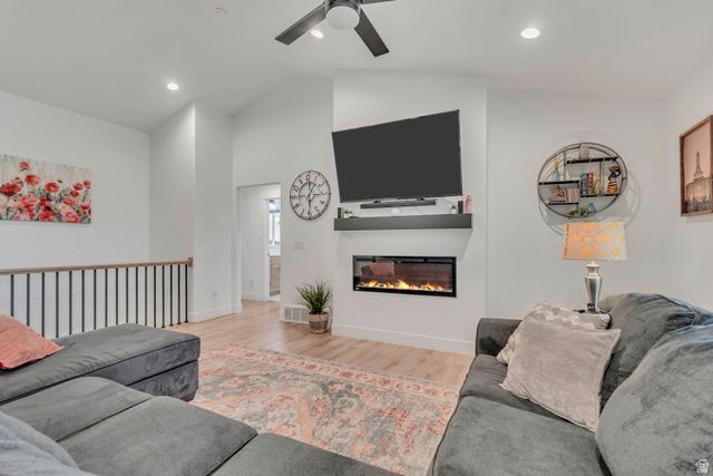 255 E VENTURA BLVD, Stansbury Park, UT 84074