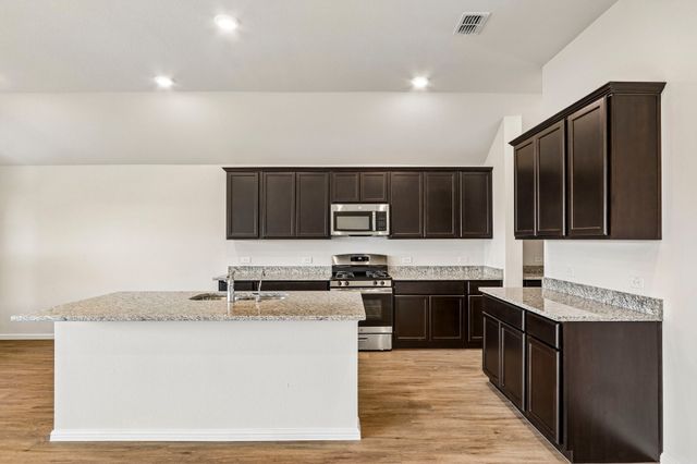 3512 Kingdom Drive, Denton, TX 76208