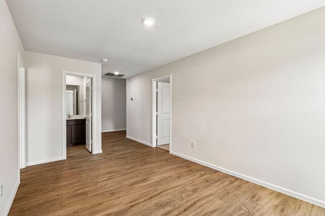 3512 Kingdom Drive, Denton, TX 76208