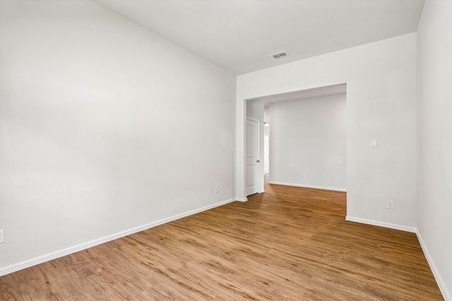 3512 Kingdom Drive, Denton, TX 76208
