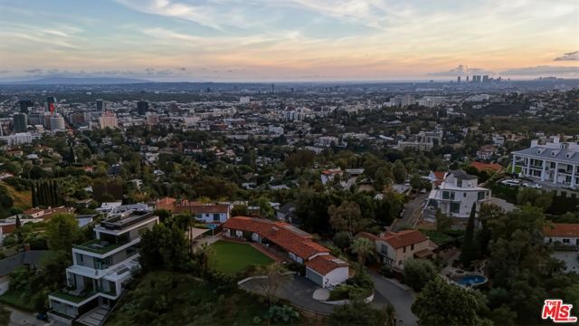 2445 El Contento Drive, Los Angeles, CA 90068