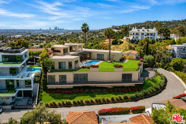 2445 El Contento Drive, Los Angeles, CA 90068