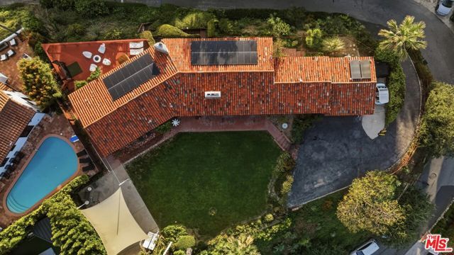 2445 El Contento Drive, Los Angeles, CA 90068