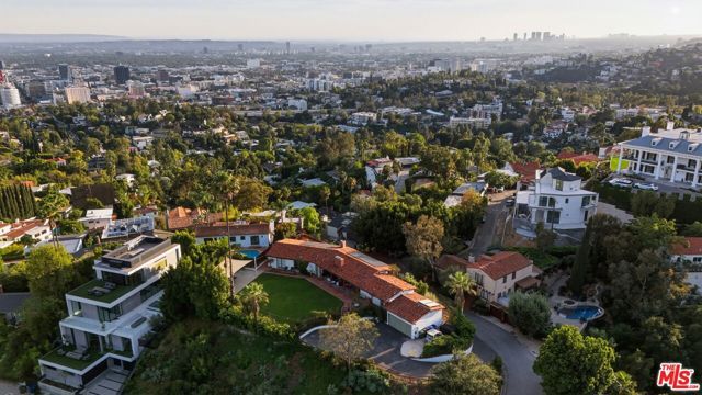 2445 El Contento Drive, Los Angeles, CA 90068