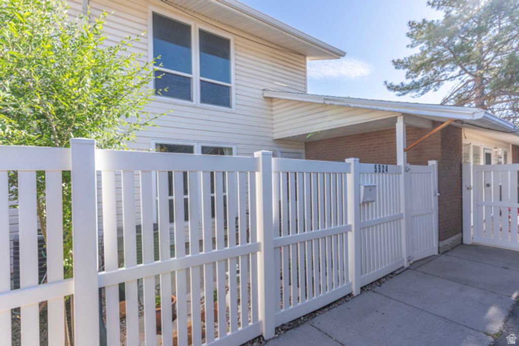 5924 S SULTAN CIR, Murray, UT 84107