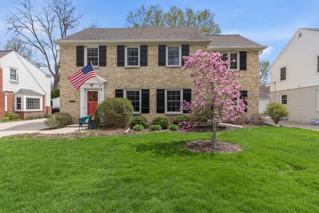 2434 93rd STREET, Wauwatosa, WI 53226