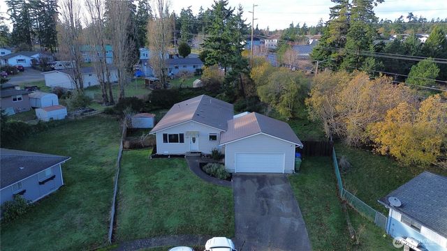 388 NW 11th Court, Oak Harbor, WA 98277