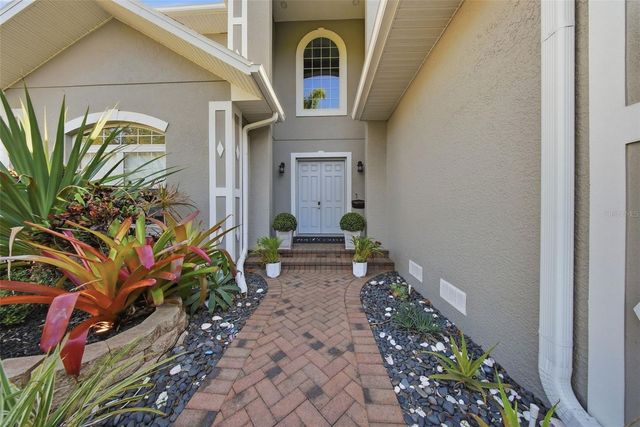 234 36TH AVENUE NE, St Petersburg, FL 33704