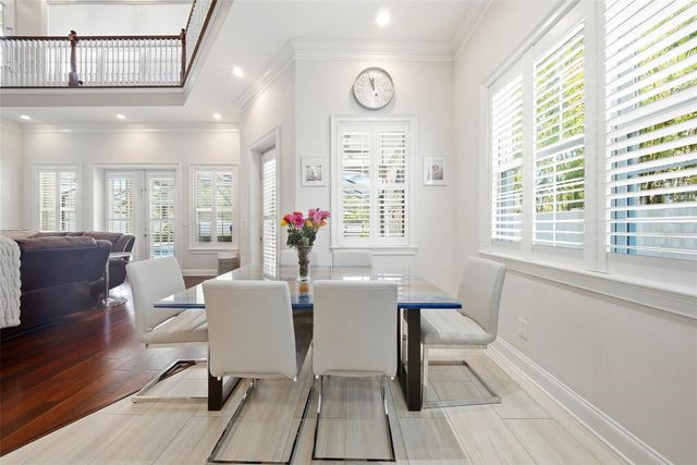 234 36TH AVENUE NE, St Petersburg, FL 33704