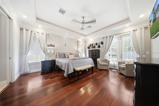 234 36TH AVENUE NE, St Petersburg, FL 33704