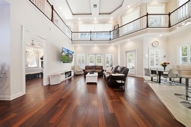 234 36TH AVENUE NE, St Petersburg, FL 33704