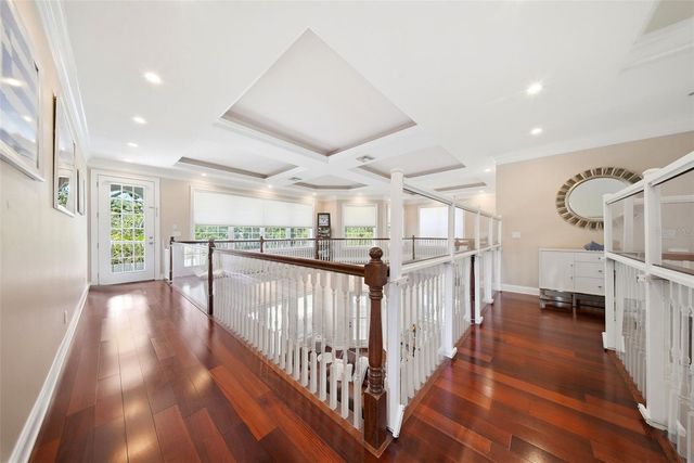 234 36TH AVENUE NE, St Petersburg, FL 33704