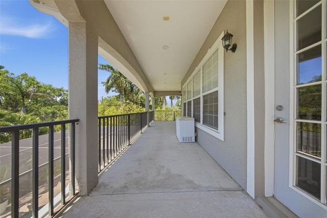 234 36TH AVENUE NE, St Petersburg, FL 33704