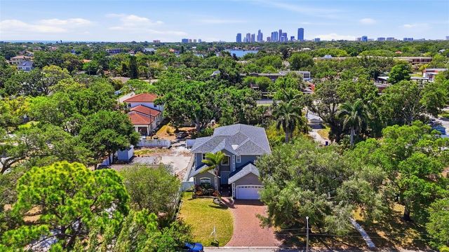 234 36TH AVENUE NE, St Petersburg, FL 33704