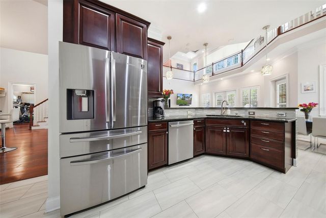 234 36TH AVENUE NE, St Petersburg, FL 33704